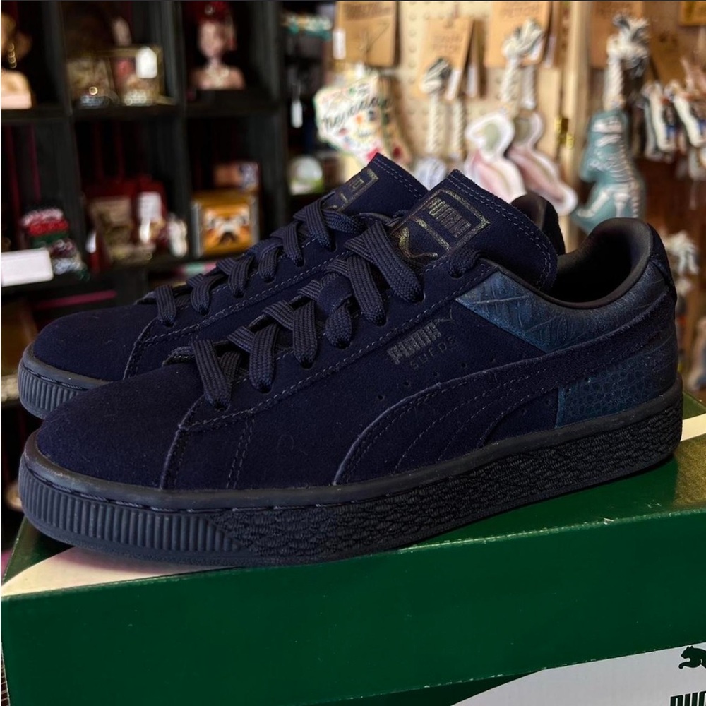 Puma Suede Low-Top Sneakers in Navy | Classic Casual Emboss